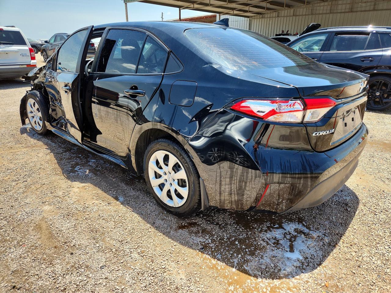 2025 TOYOTA COROLLA LE — снимка 2