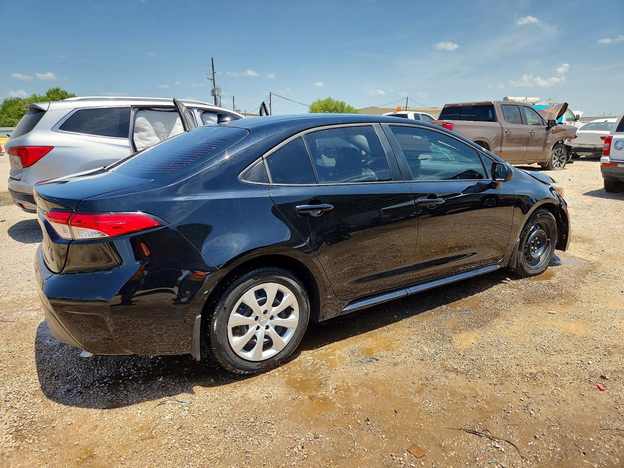 2025 TOYOTA COROLLA LE — снимка 3