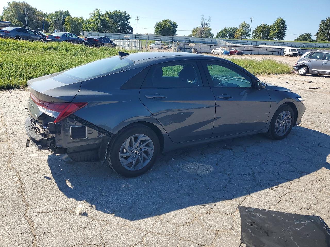 2026 HYUNDAI ELANTRA HYBRID BLUE — снимка 3
