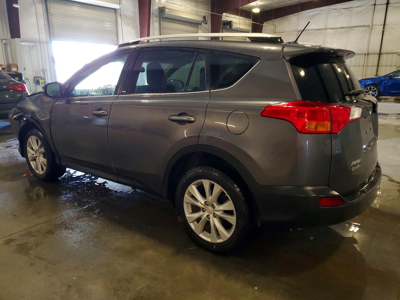 2015 TOYOTA RAV4 LIMITED — снимка 2