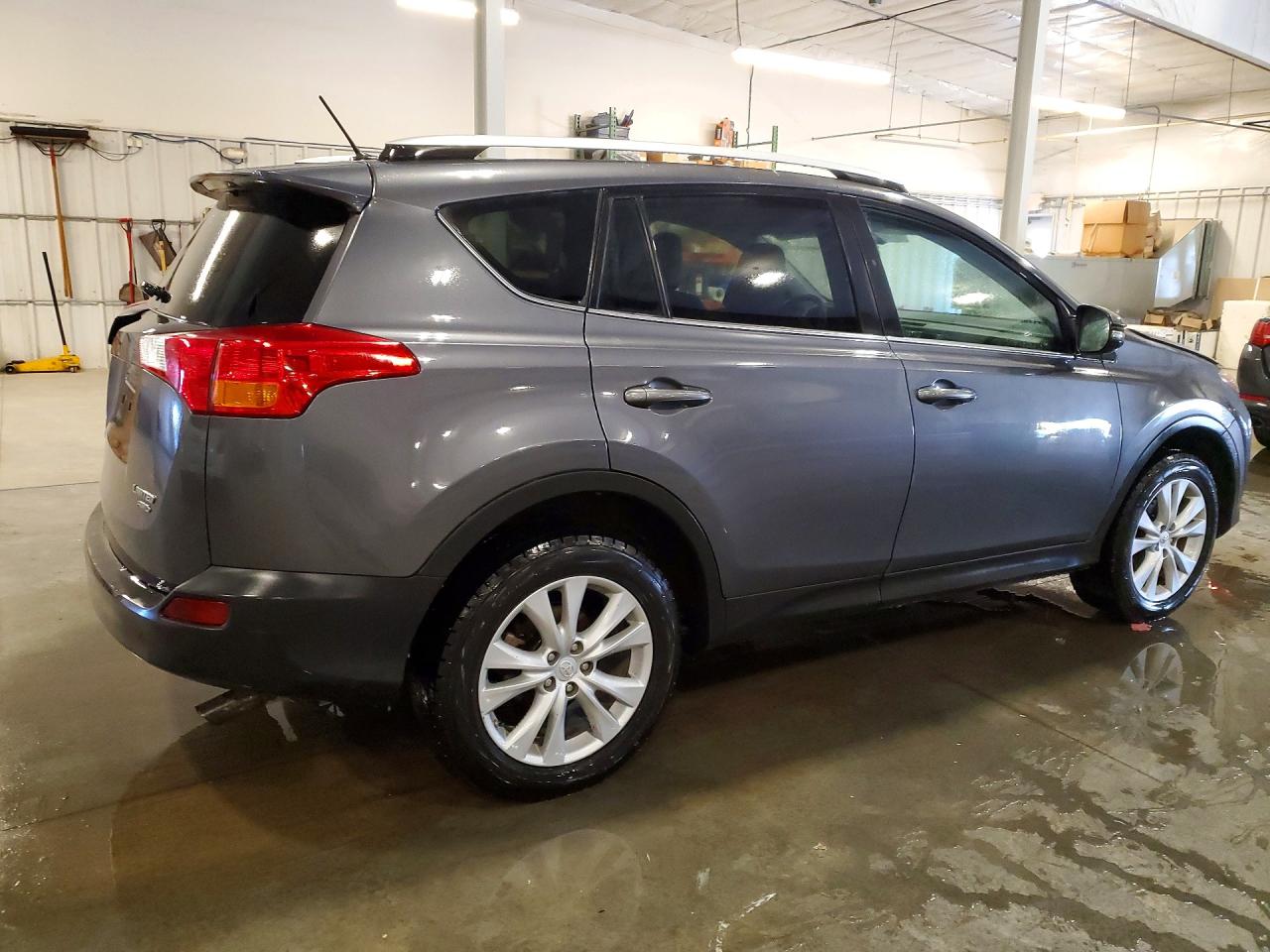 2015 TOYOTA RAV4 LIMITED — снимка 3