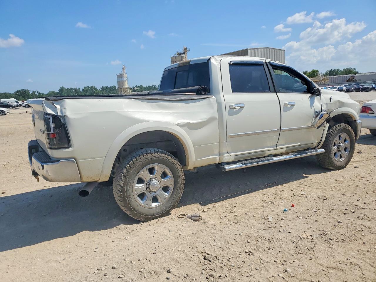 2016 RAM 2500 LARAMIE — снимка 3