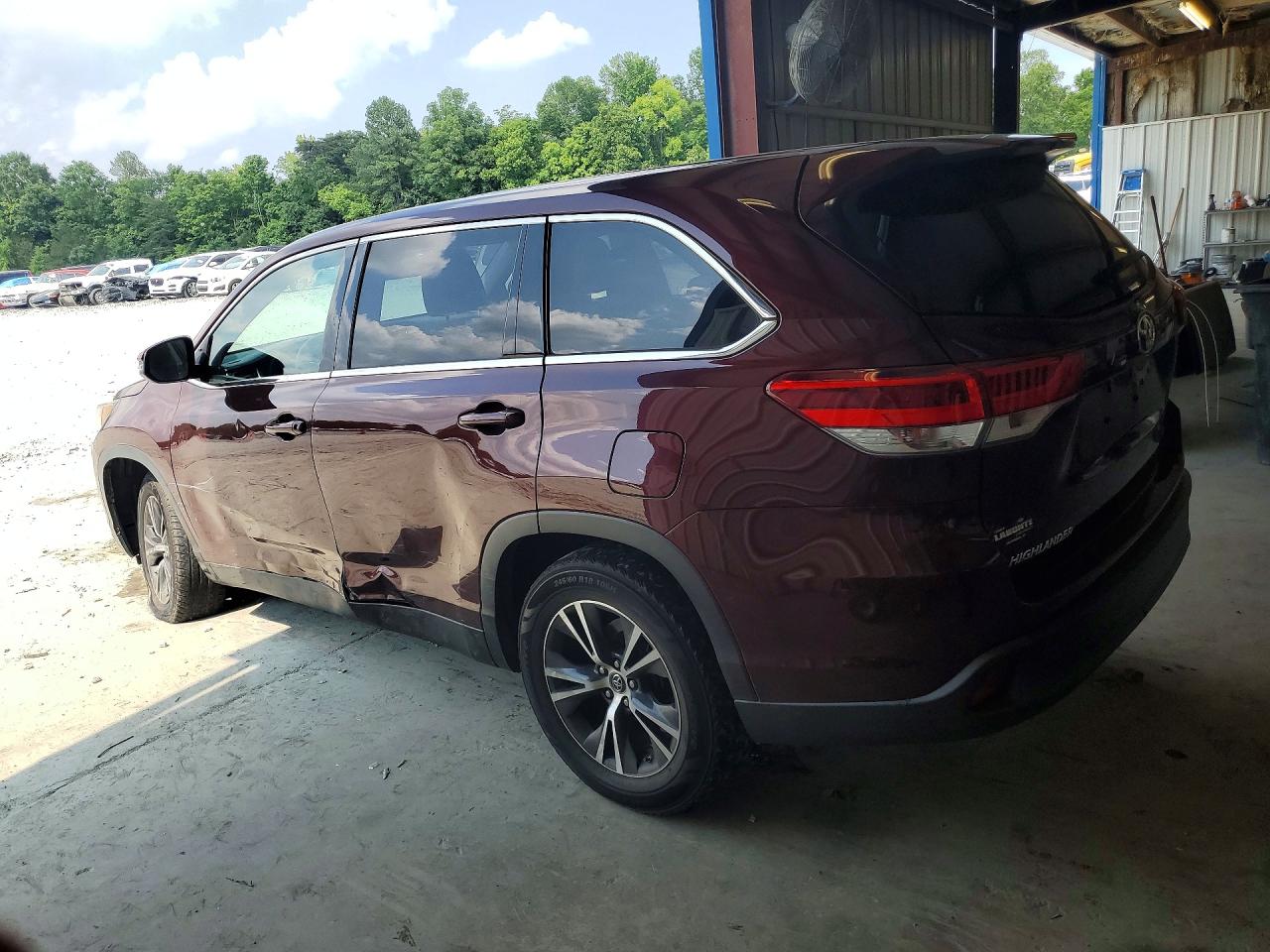 2019 TOYOTA HIGHLANDER LE — снимка 2