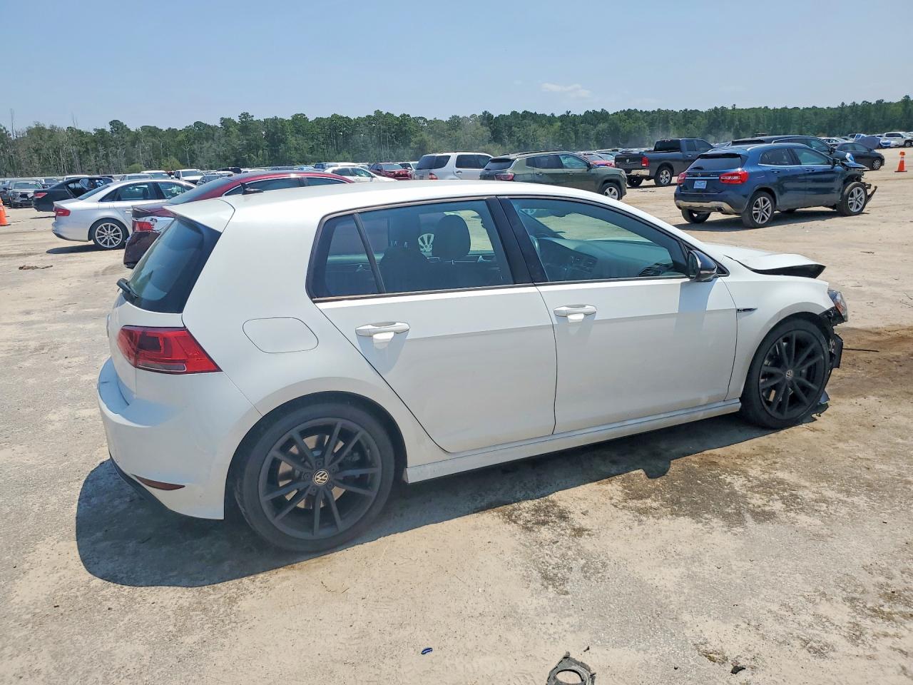 2017 VOLKSWAGEN GOLF R — снимка 3