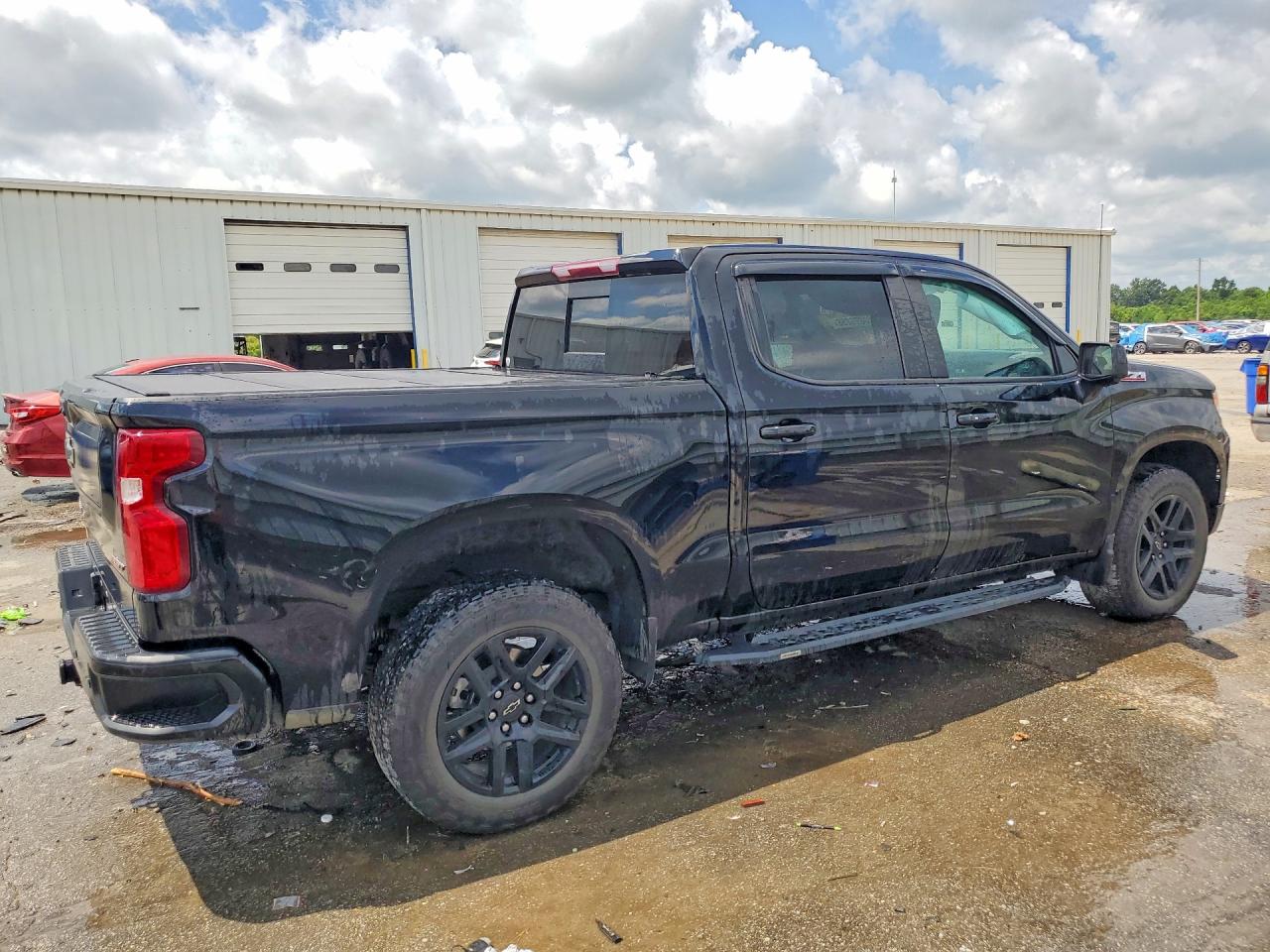 2024 CHEVROLET SILVERADO K1500 RST — снимка 3