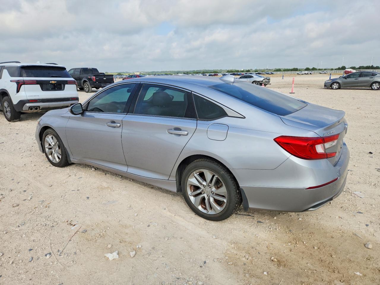 2018 HONDA ACCORD LX — снимка 2