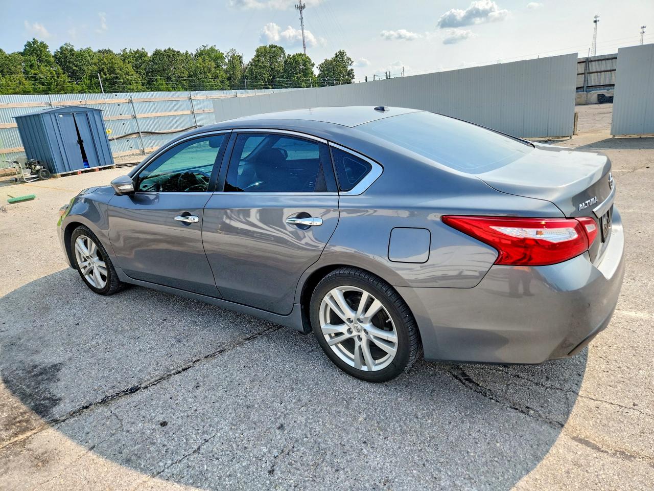 2017 NISSAN ALTIMA 3.5 SL — снимка 2