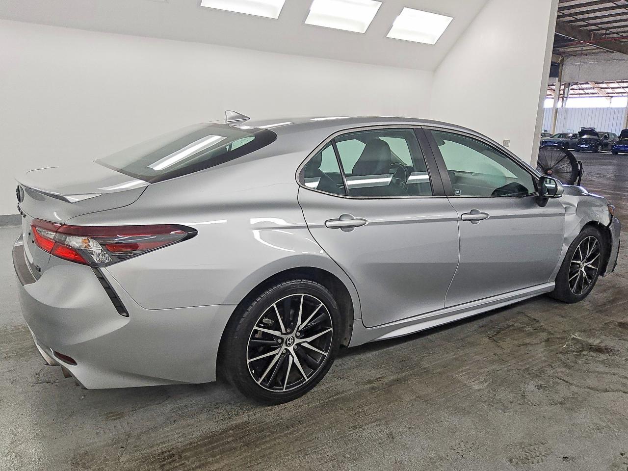 2023 TOYOTA CAMRY SE — снимка 3