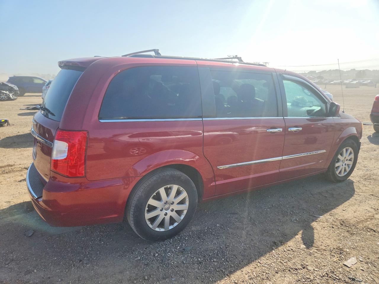 2015 CHRYSLER TOWN & COUNTRY TOURING — снимка 3