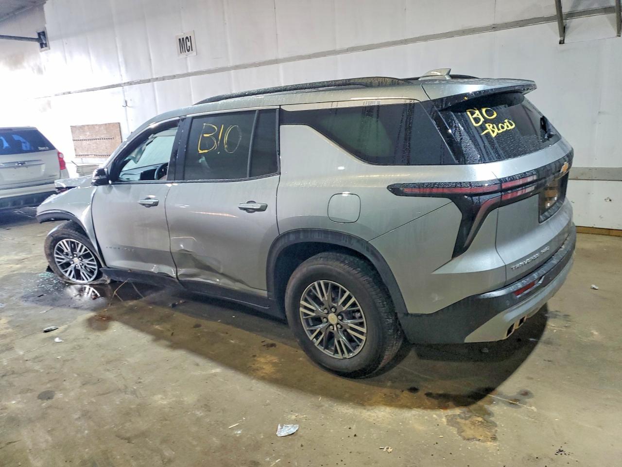2025 CHEVROLET TRAVERSE LT — снимка 2