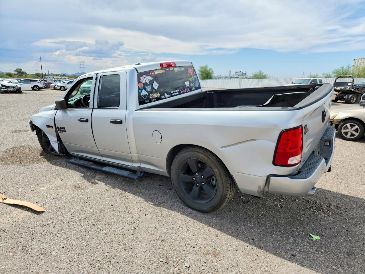 2019 RAM 1500 CLASSIC TRADESMAN — снимка 2