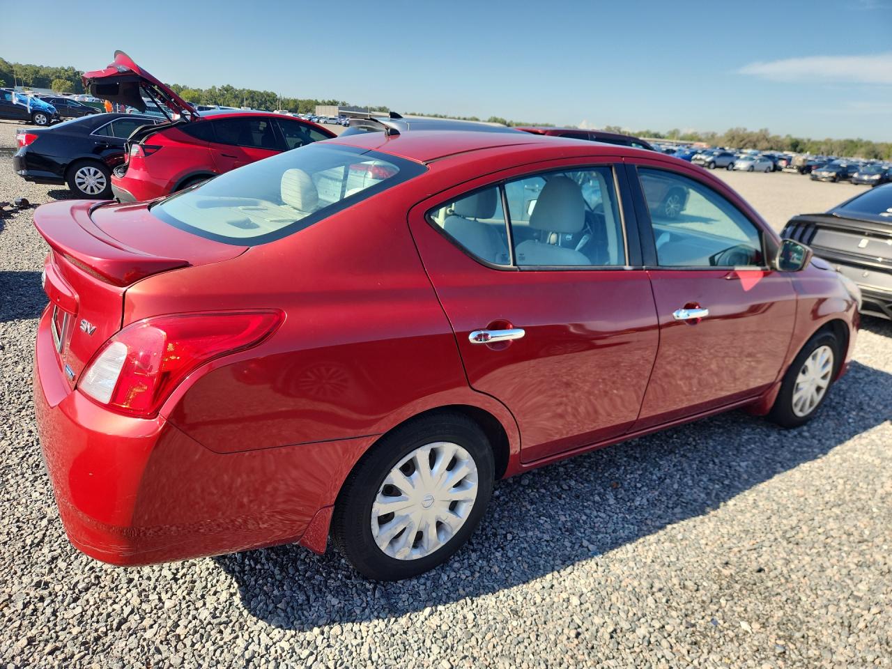 2015 NISSAN VERSA 1.6 SV — снимка 3