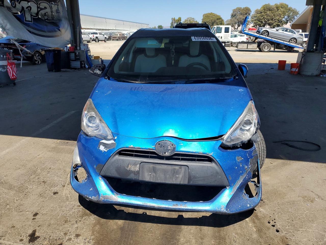 2016 TOYOTA PRIUS C ONE — снимка 5