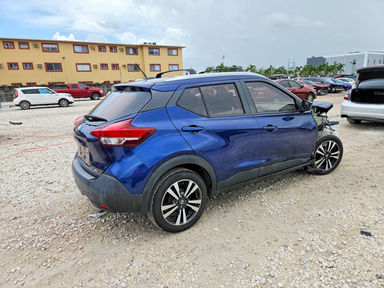 2019 NISSAN KICKS SV — снимка 3