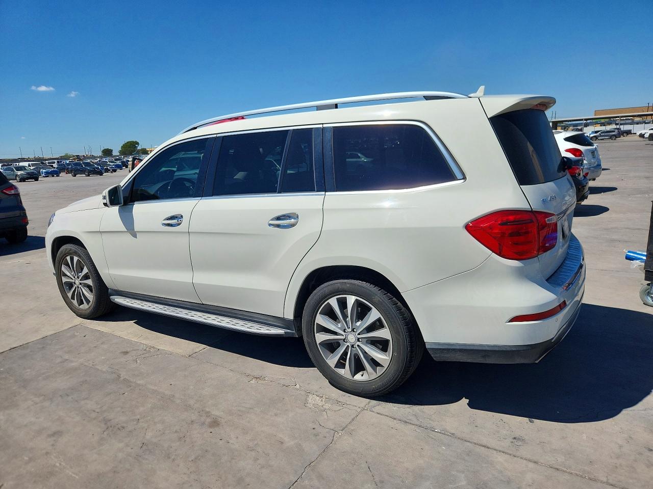 2013 MERCEDES-BENZ GL 450 4MATIC — снимка 2
