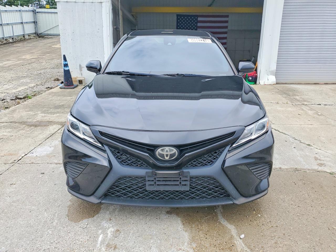 2019 TOYOTA CAMRY SE — снимка 5