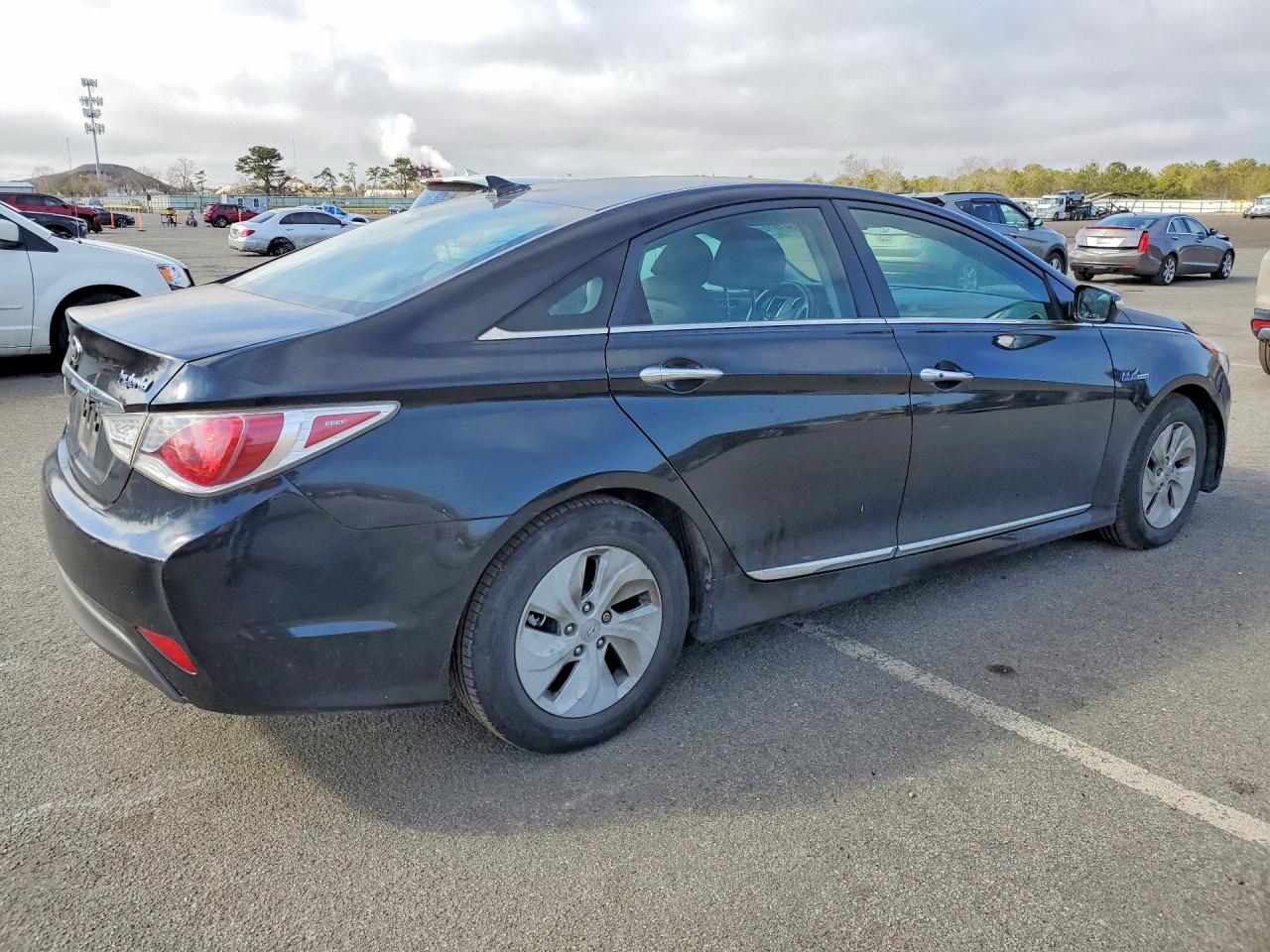 2015 HYUNDAI SONATA HYBRID BASE — снимка 3
