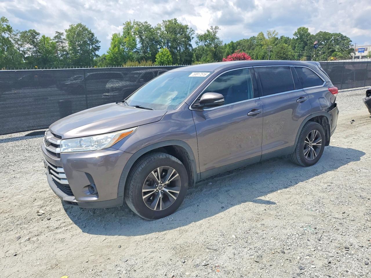 2019 TOYOTA HIGHLANDER LE