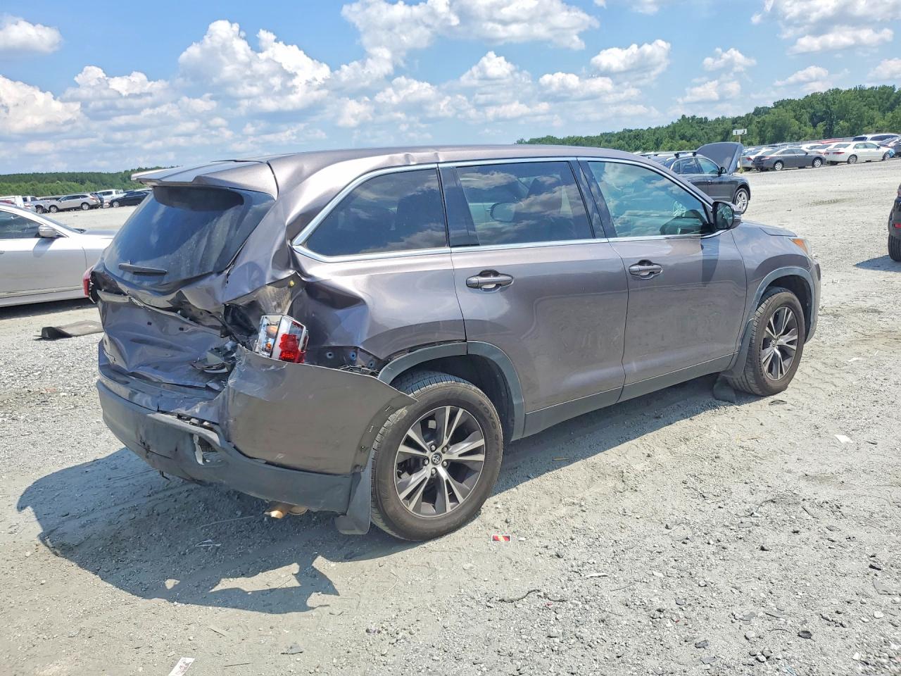 2019 TOYOTA HIGHLANDER LE — снимка 3