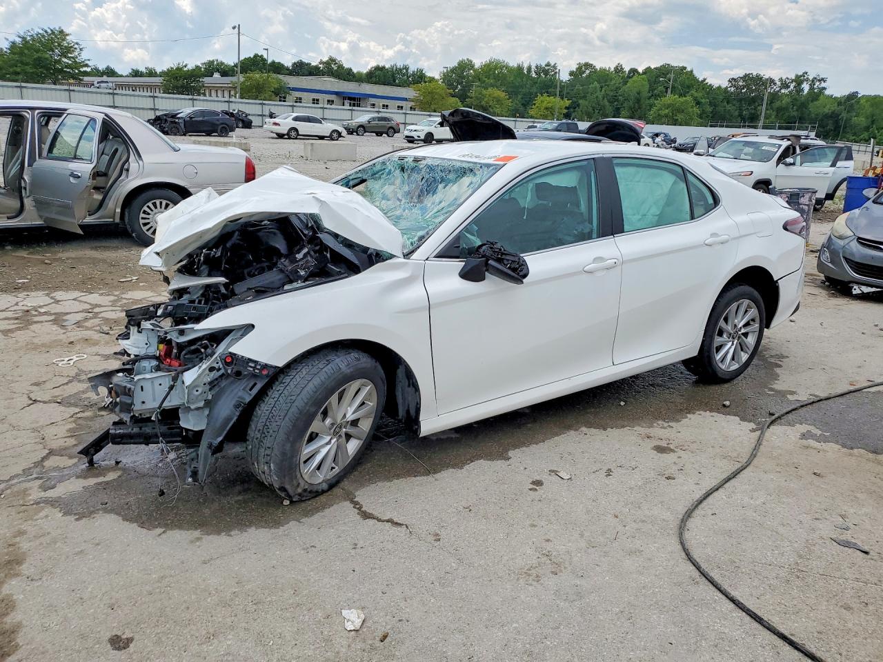 2023 TOYOTA CAMRY LE