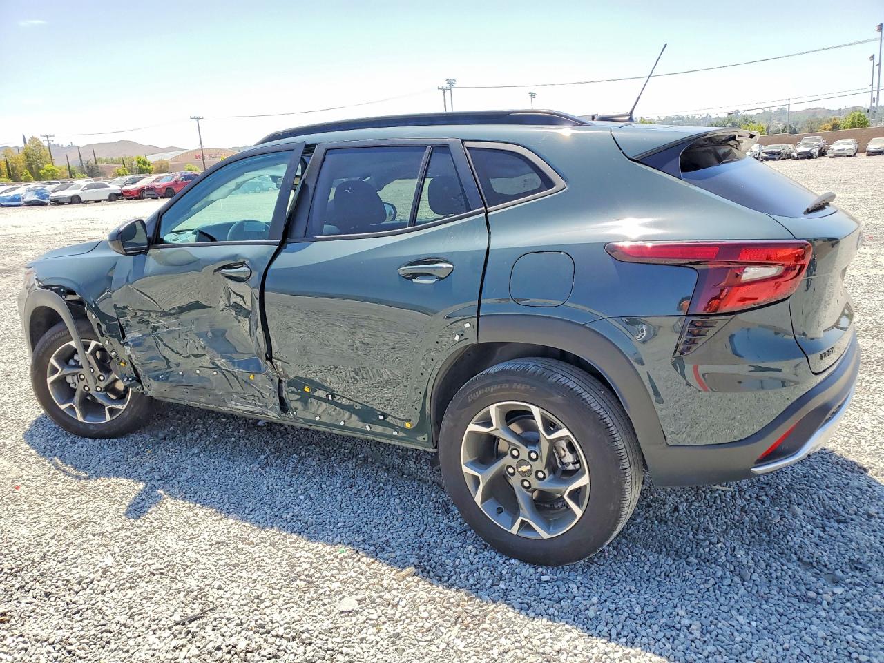 2025 CHEVROLET TRAX 1LT — снимка 2