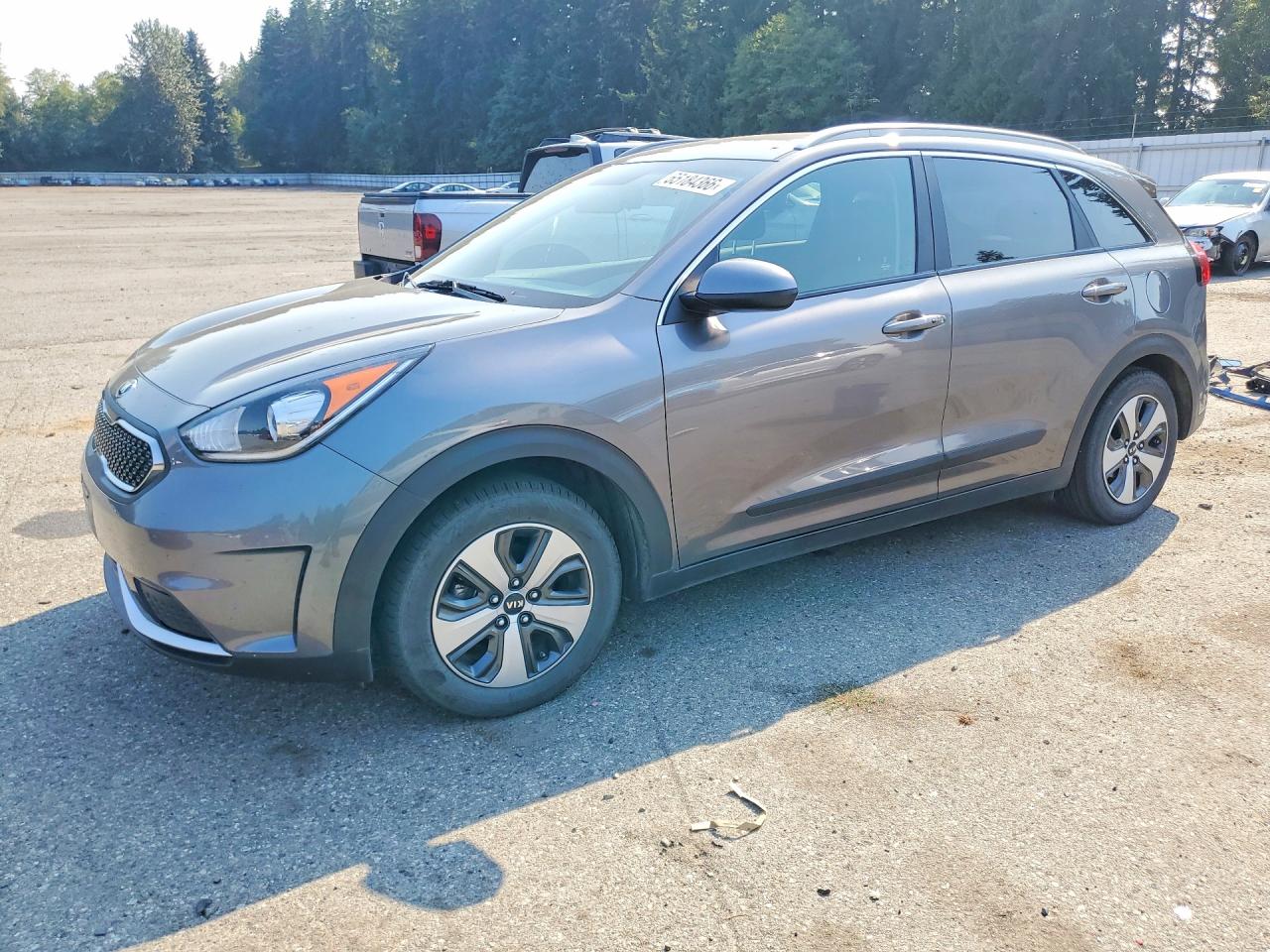 2017 KIA NIRO LX
