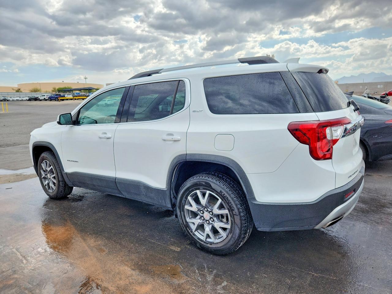 2023 GMC ACADIA SLT — снимка 2