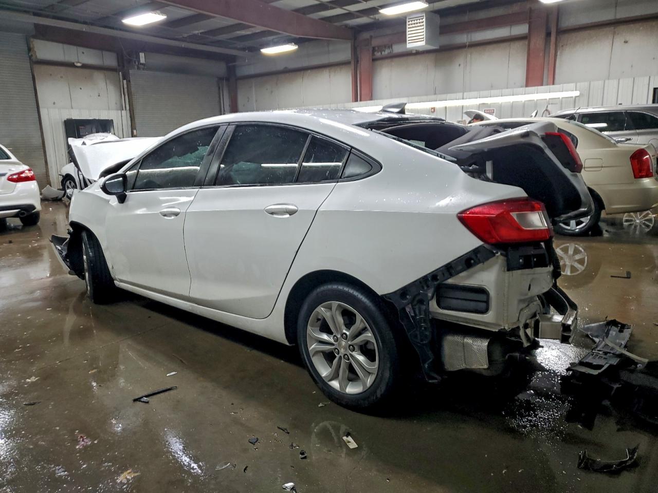 2019 CHEVROLET CRUZE LS — снимка 2