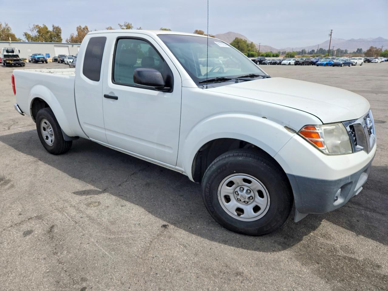 2016 NISSAN FRONTIER S — снимка 4