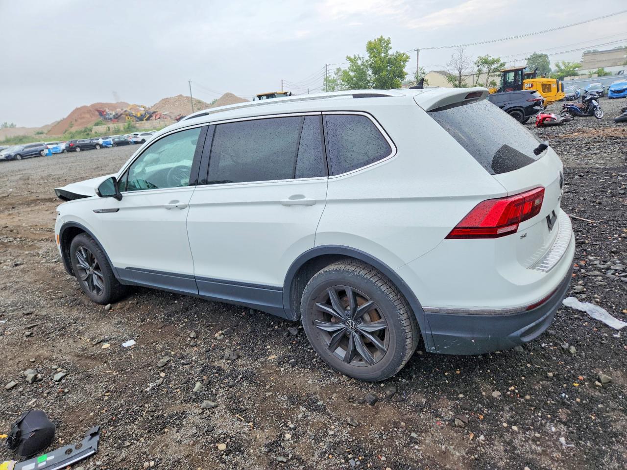 2024 VOLKSWAGEN TIGUAN SE — снимка 2