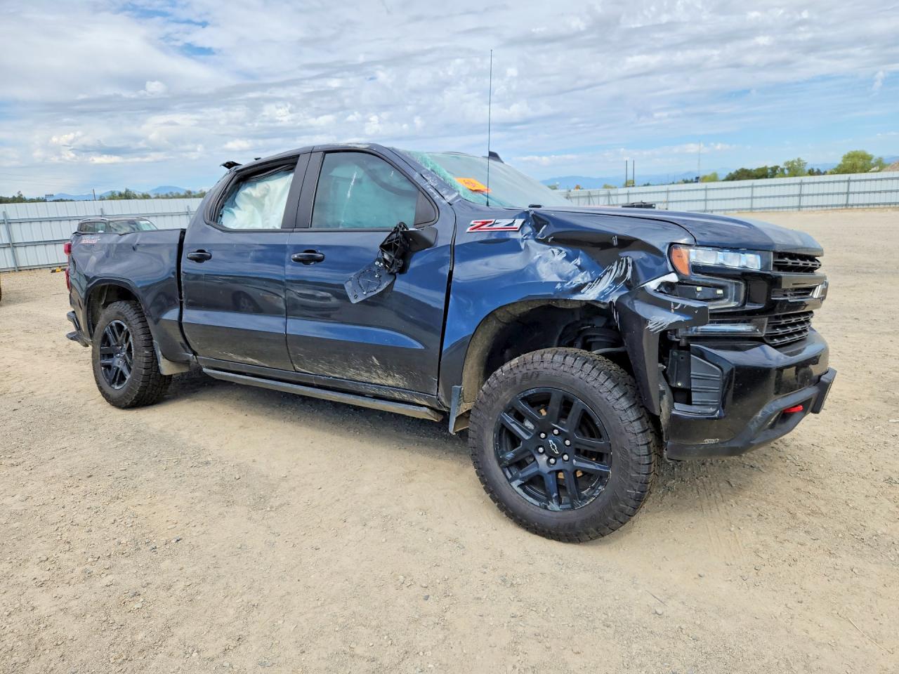 2021 CHEVROLET SILVERADO K1500 LT TRAIL BOSS — снимка 4