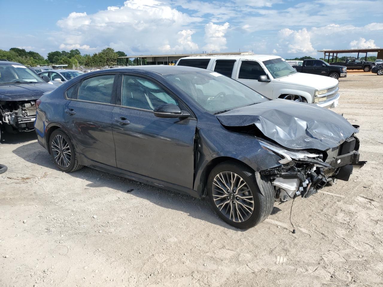 2023 KIA FORTE GT LINE — снимка 4