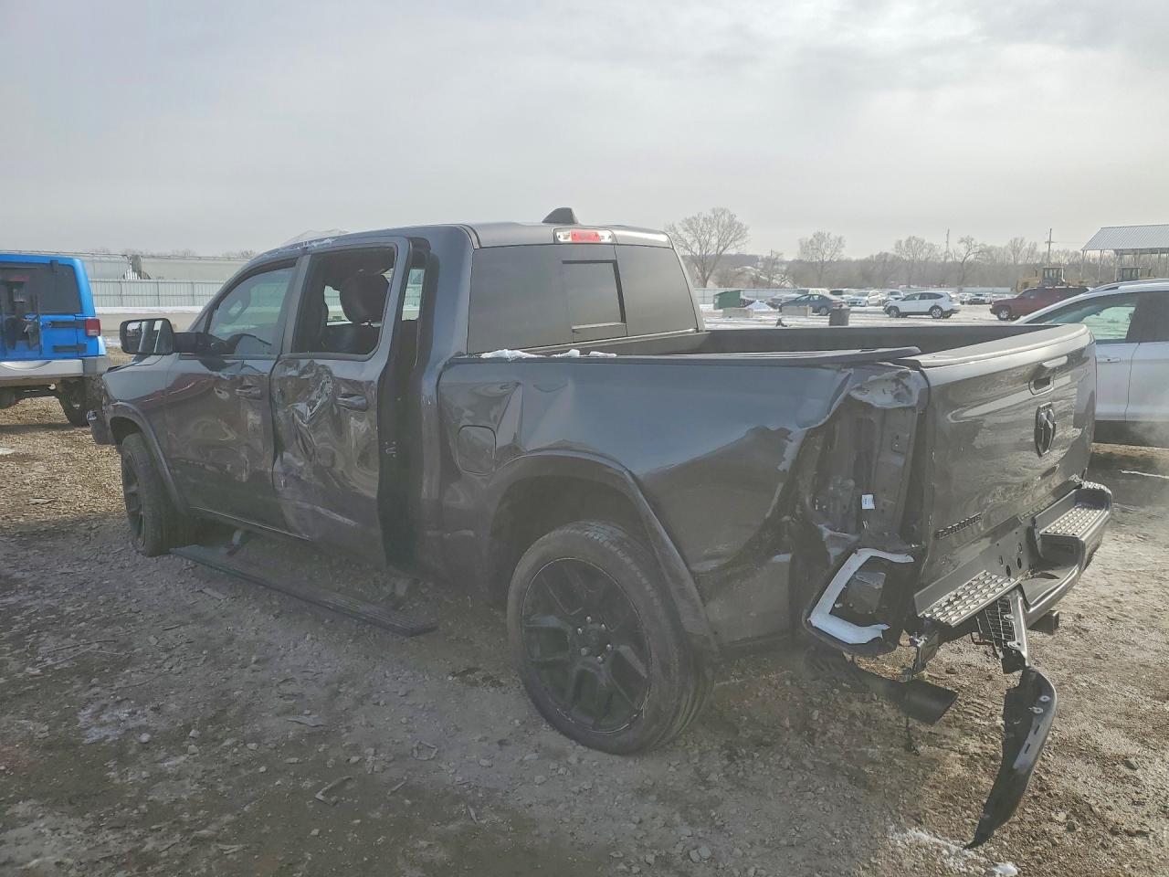 2022 RAM 1500 LARAMIE — снимка 2