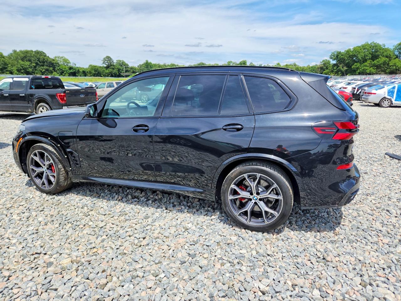 2025 BMW X5 XDRIVE50E — снимка 2