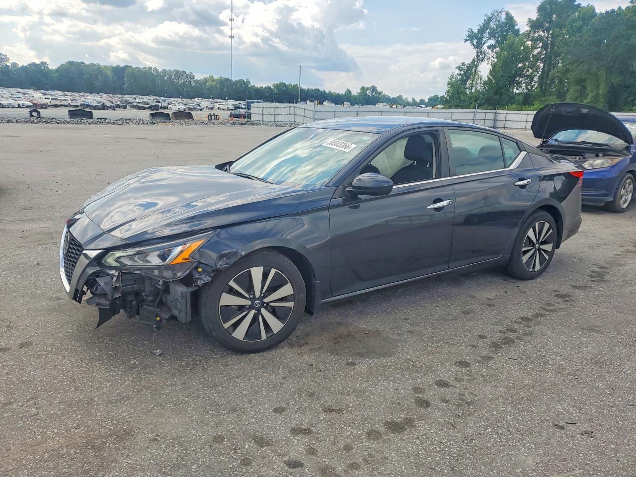 2022 NISSAN ALTIMA SV