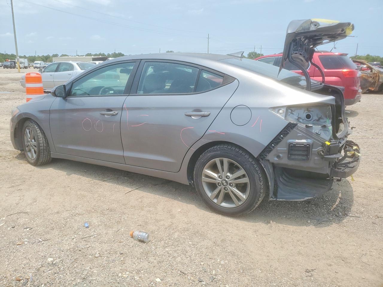 2018 HYUNDAI ELANTRA SEL — снимка 2