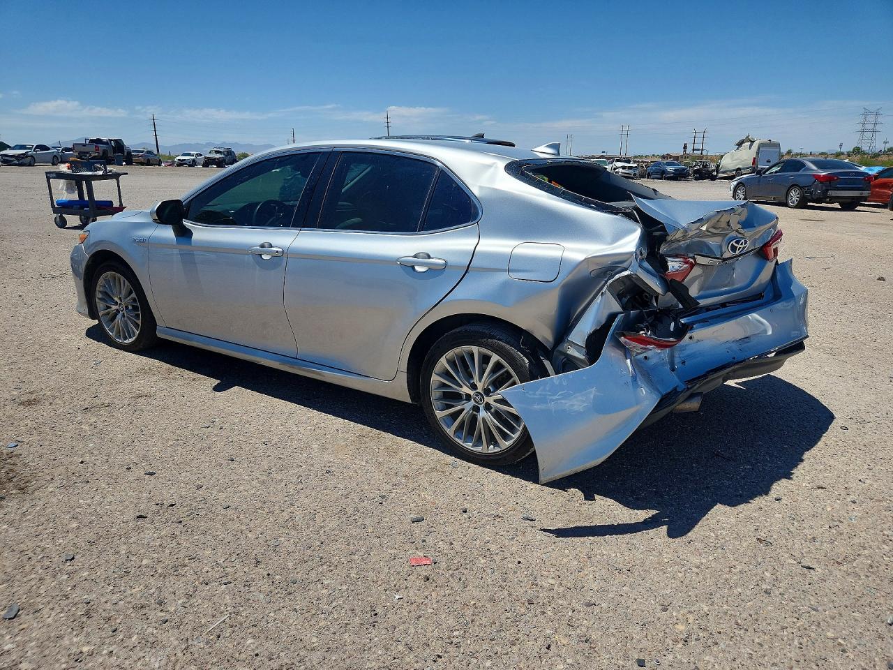 2018 TOYOTA CAMRY HYBRID XLE — снимка 2