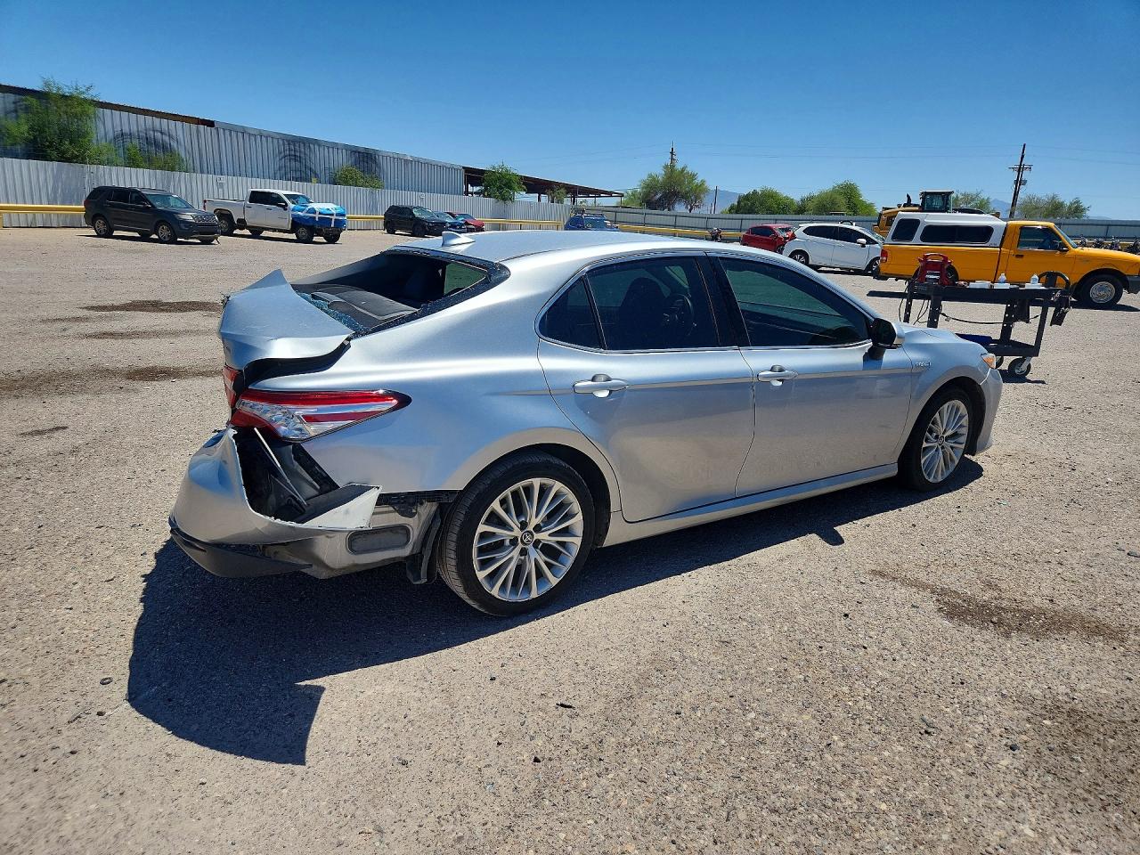 2018 TOYOTA CAMRY HYBRID XLE — снимка 3