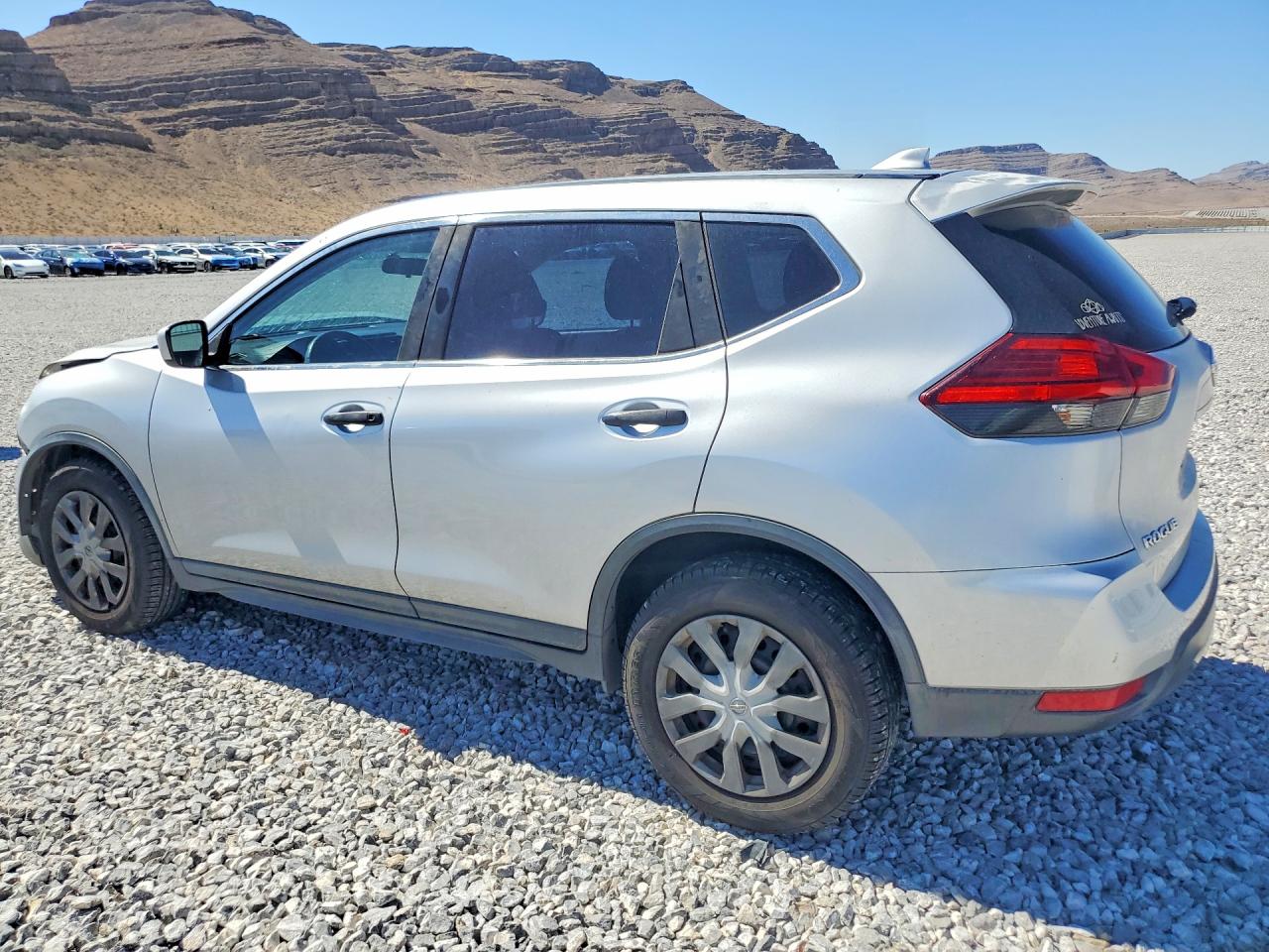 2017 NISSAN ROGUE S — снимка 2