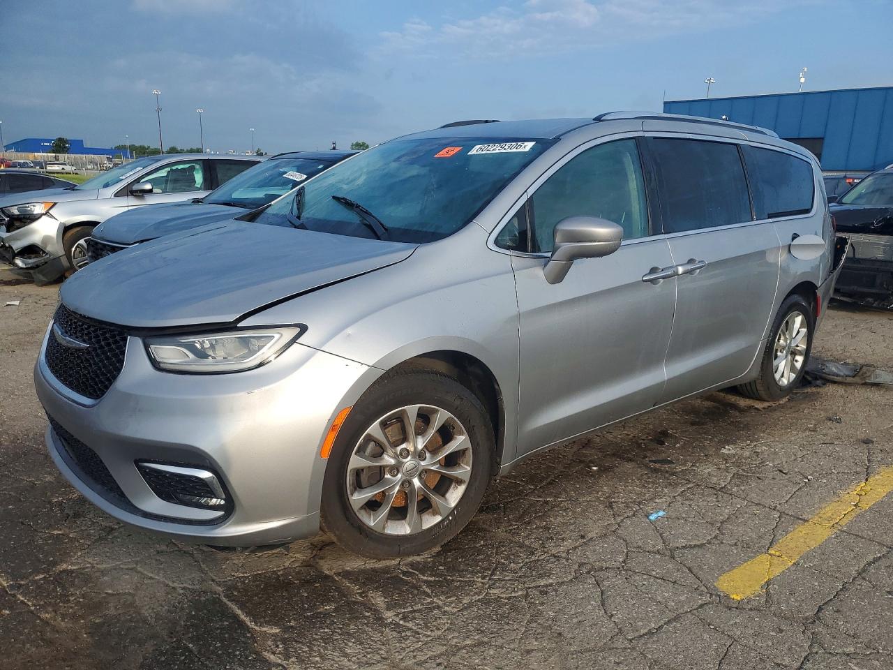 2021 CHRYSLER PACIFICA TOURING L