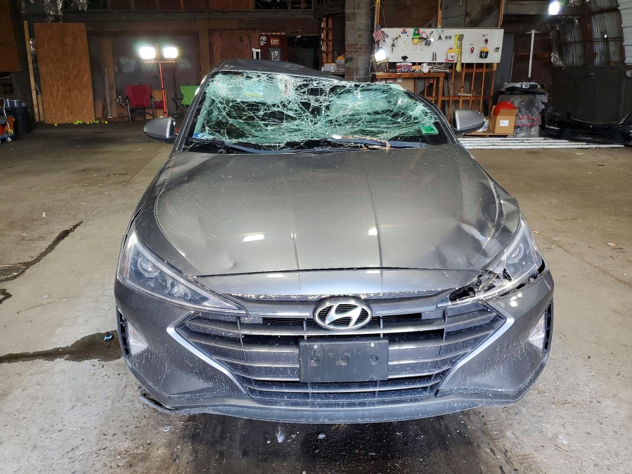 2019 HYUNDAI ELANTRA SE — снимка 5