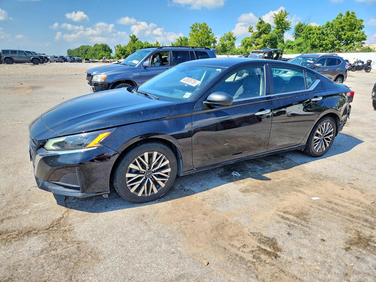 2024 NISSAN ALTIMA SV