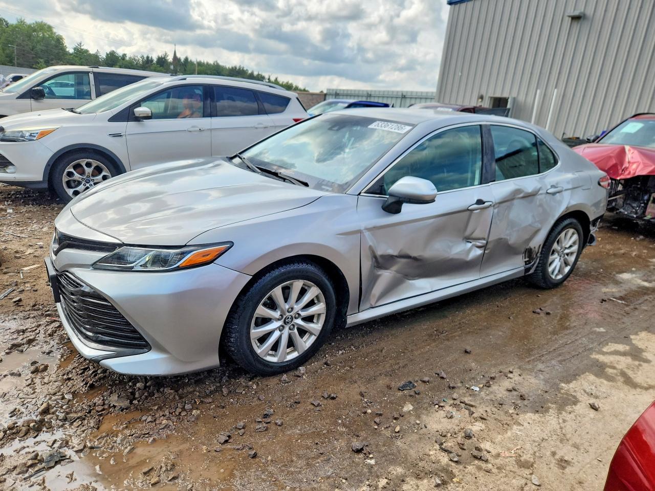 2019 TOYOTA CAMRY LE