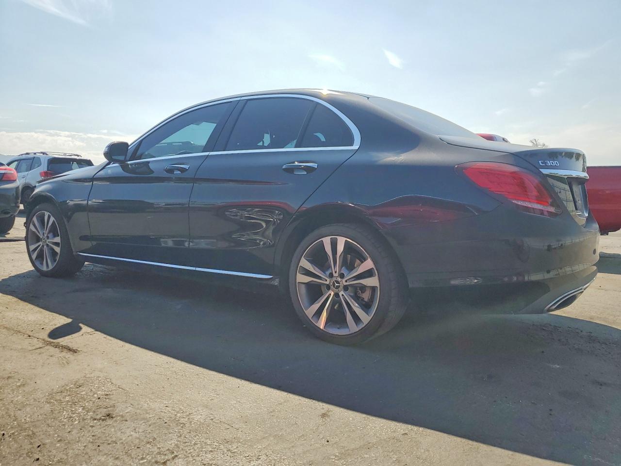 2019 MERCEDES-BENZ C 300 — снимка 2