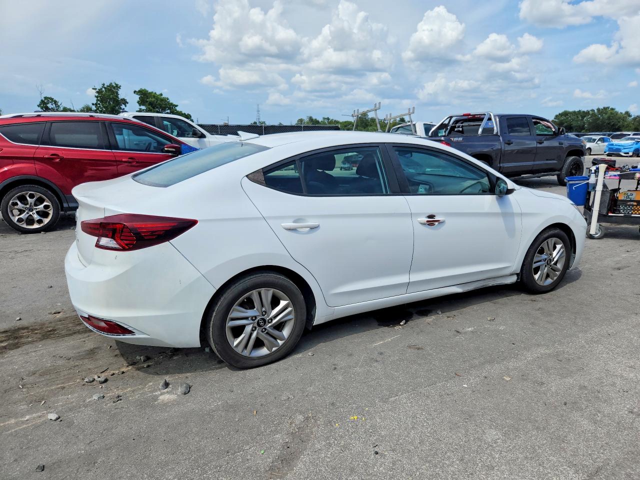 2020 HYUNDAI ELANTRA SEL — снимка 3