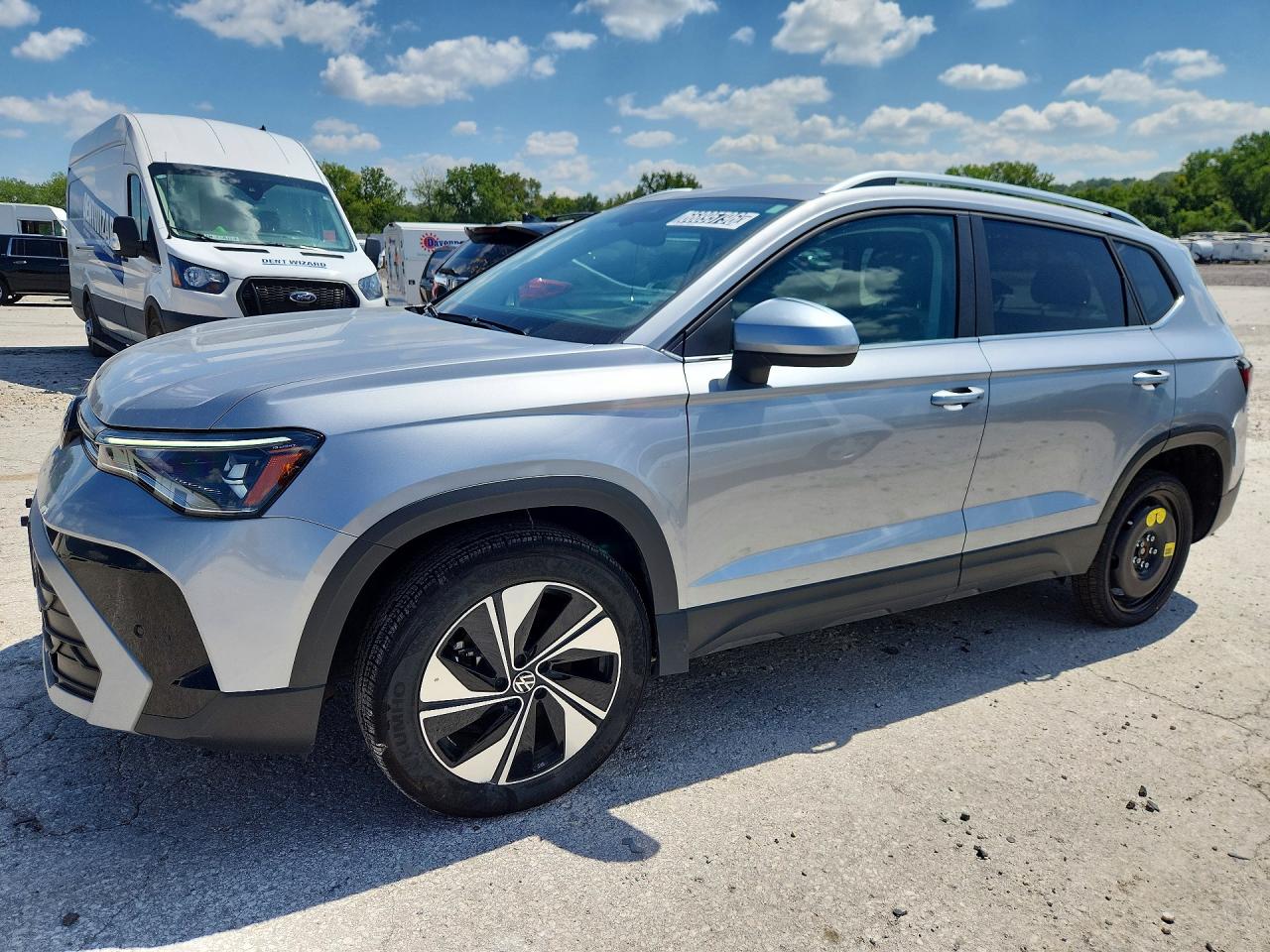 2026 VOLKSWAGEN TAOS SE