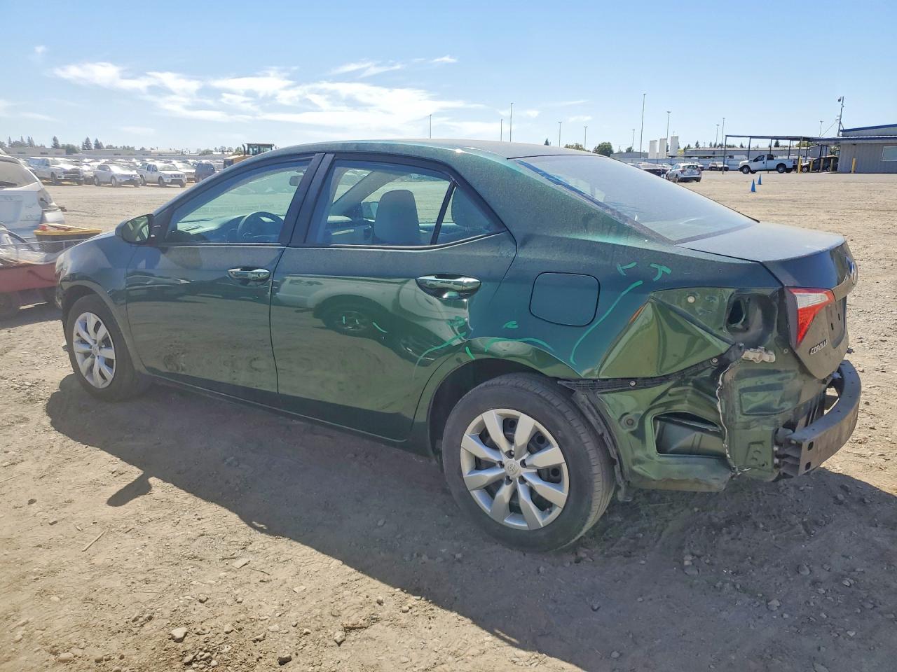 2015 TOYOTA COROLLA LE — снимка 2