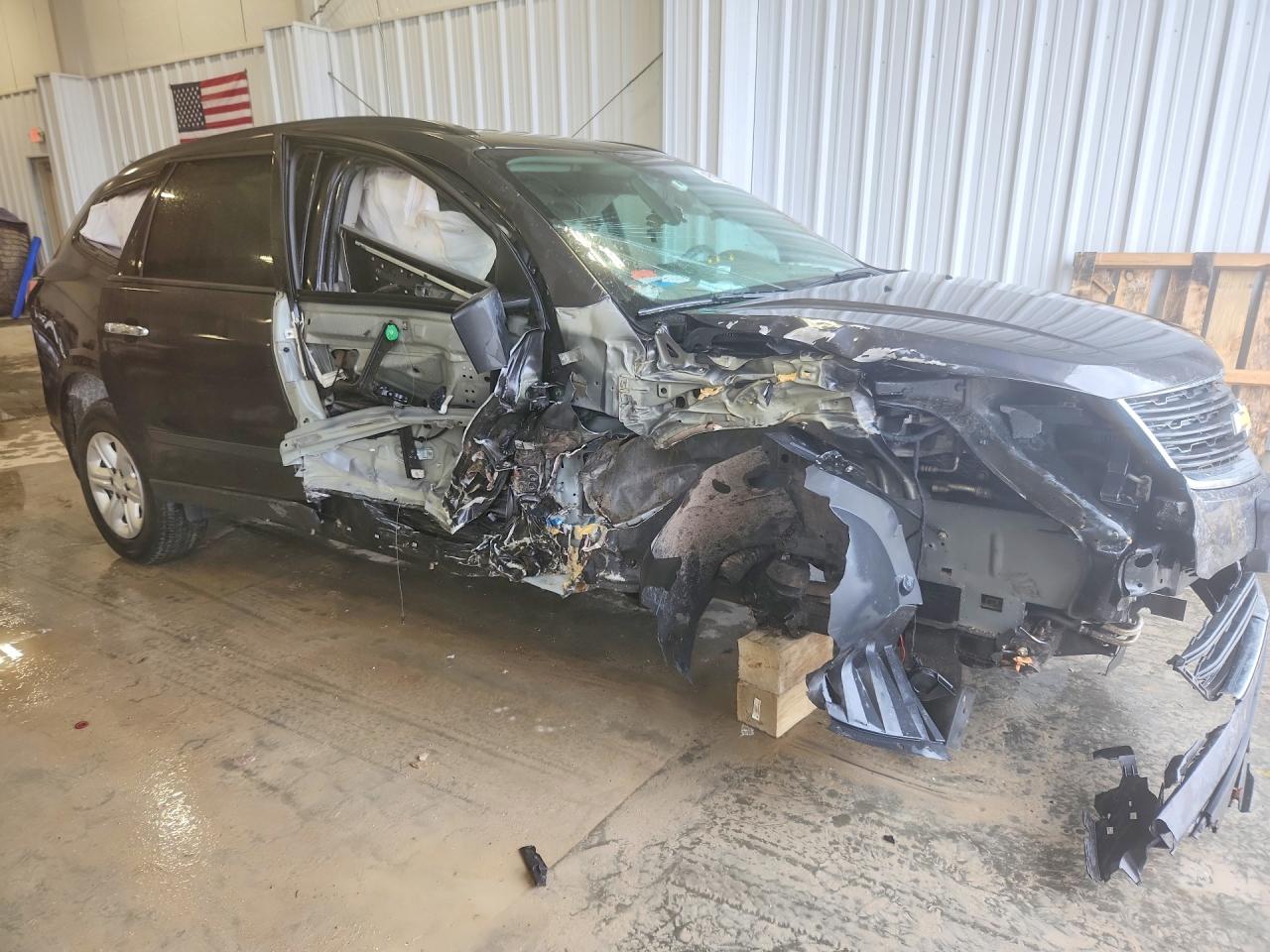 2015 CHEVROLET TRAVERSE LS — снимка 4
