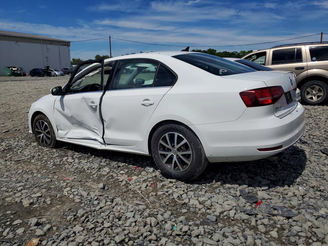 2017 VOLKSWAGEN JETTA SE — снимка 2