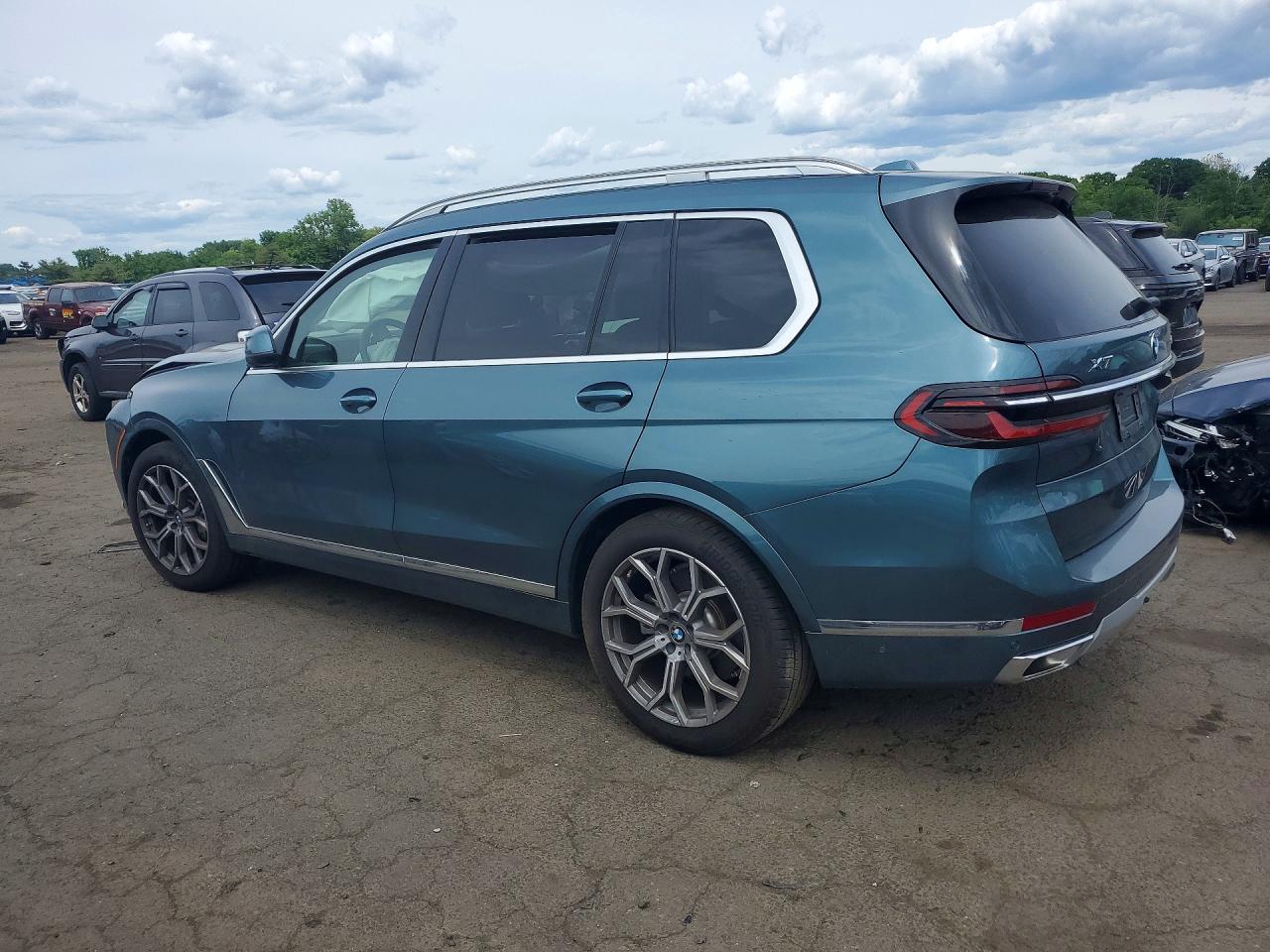 2025 BMW X7 XDRIVE40I — снимка 2